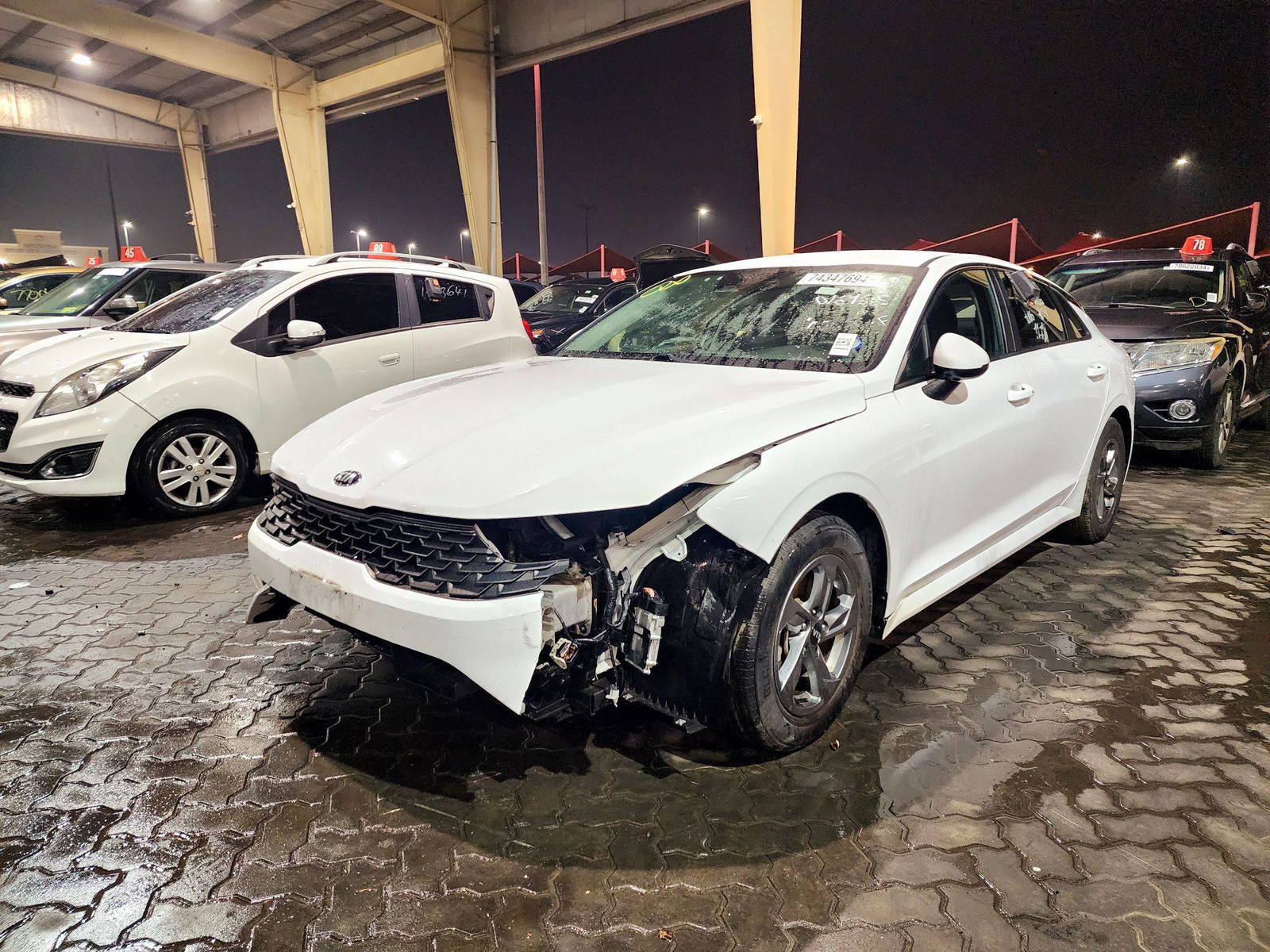 2021 KIA K5 — 82025 Miles — Lot 74347694 — Souq - Marhaba Auctions Used Cars - Image 5