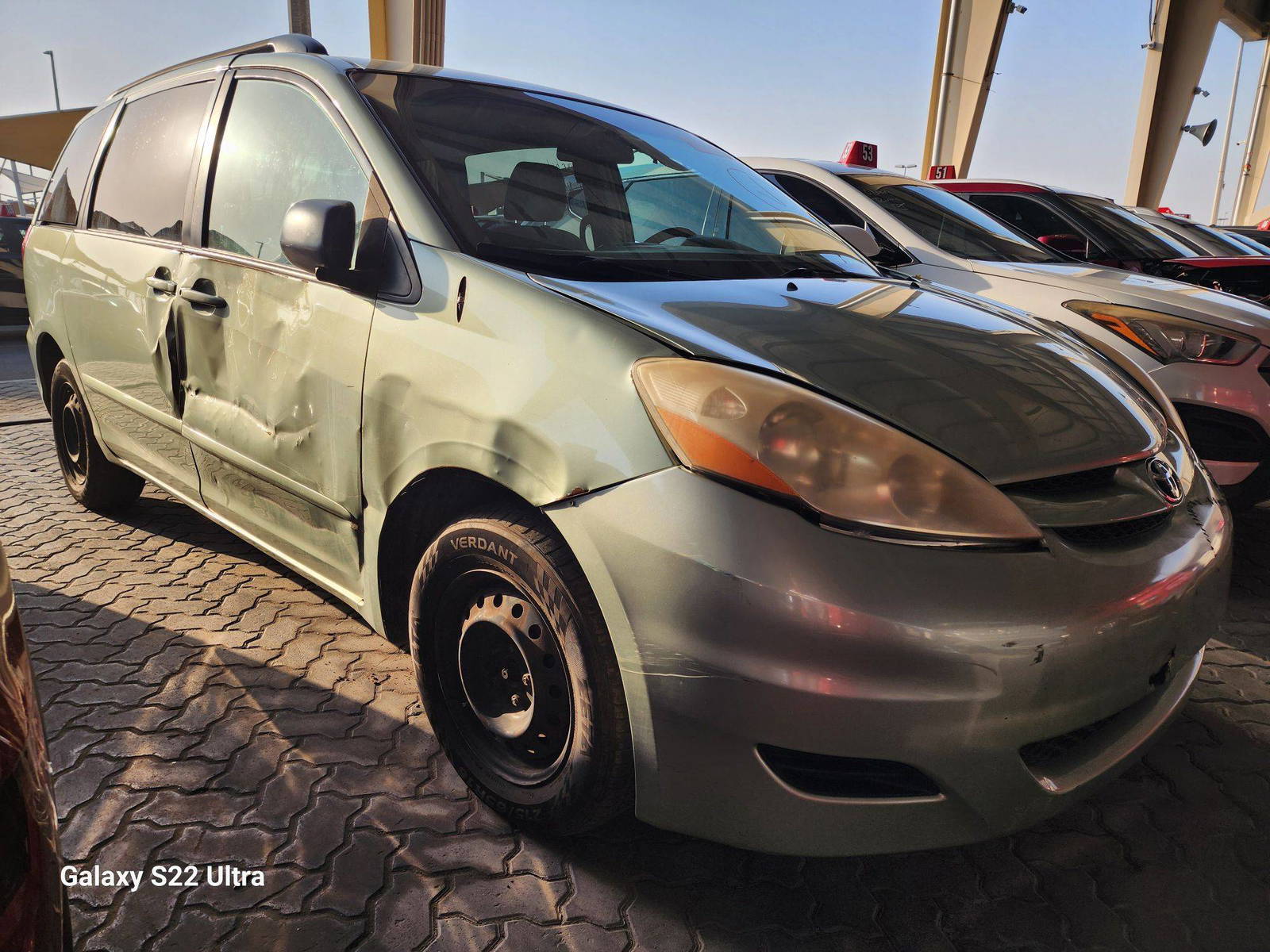 2010 TOYOTA SIENNA — 165335 Miles — Lot 40809294 - Marhaba Auctions Used Cars - Image 4