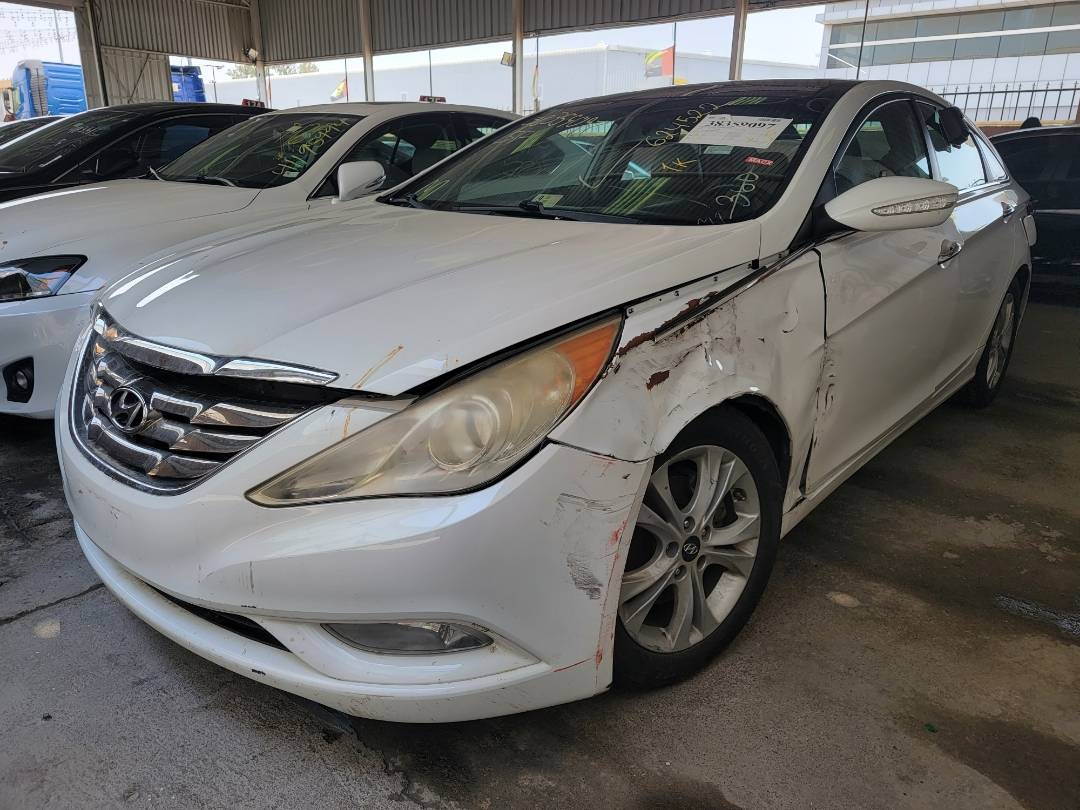 2014 HYUNDAI SONATA — 183719 Miles — Lot H624522 — Main - Marhaba Auctions Used Cars - Image 4