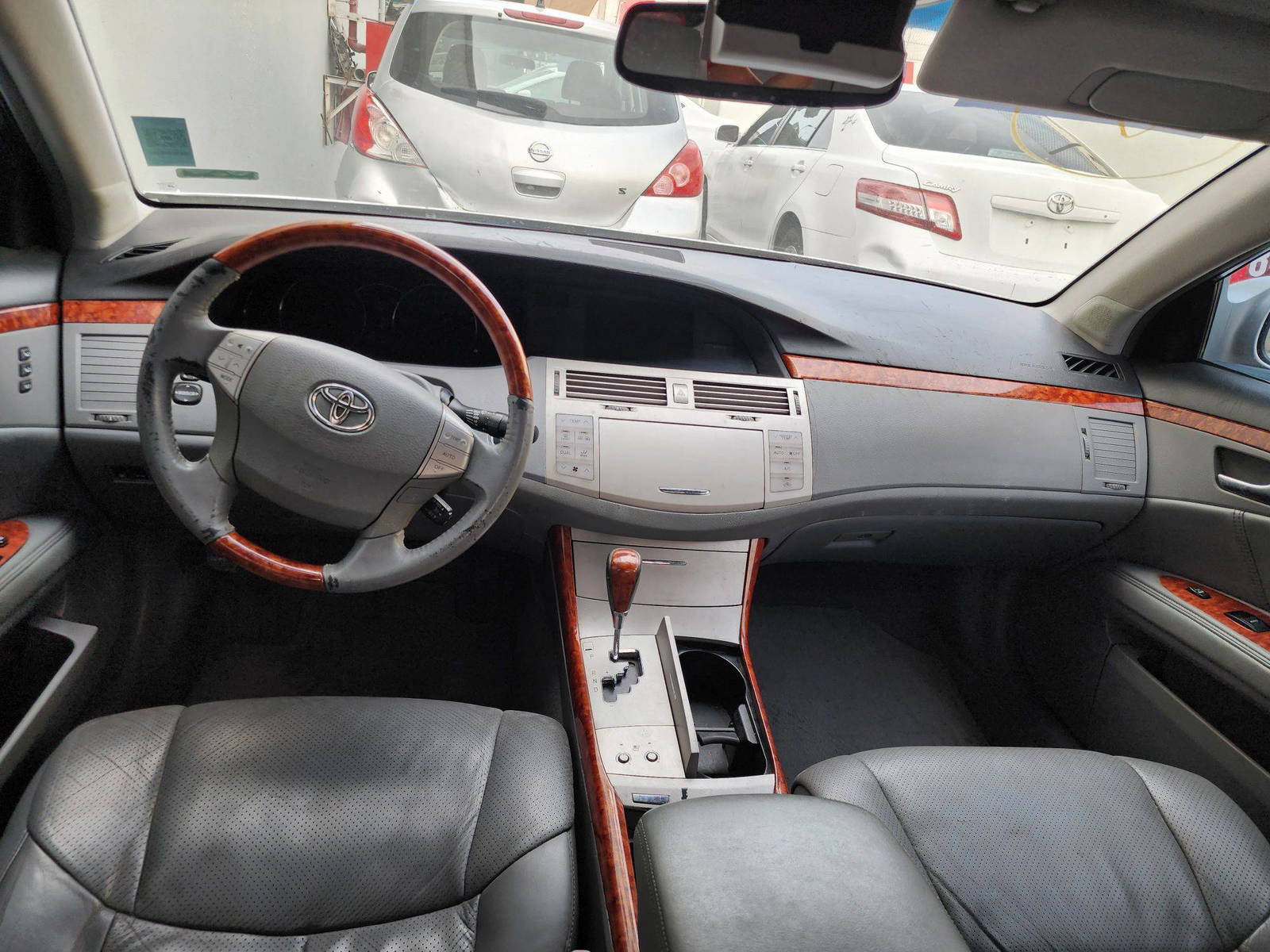 2005 TOYOTA AVALON — 187350 Miles — Lot 73786754 — Main - Marhaba Auctions Used Cars - Image 8