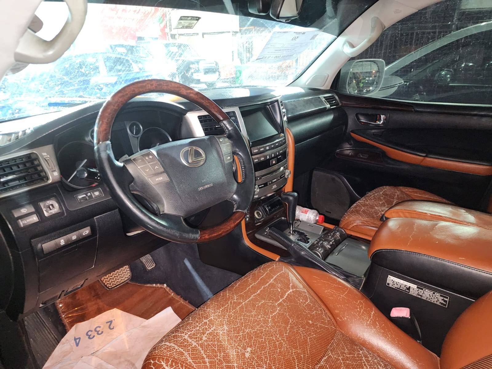 2012 LEXUS LX 570 — 349847 KM — Lot 084989 - Marhaba Auctions Used Cars - Image 14