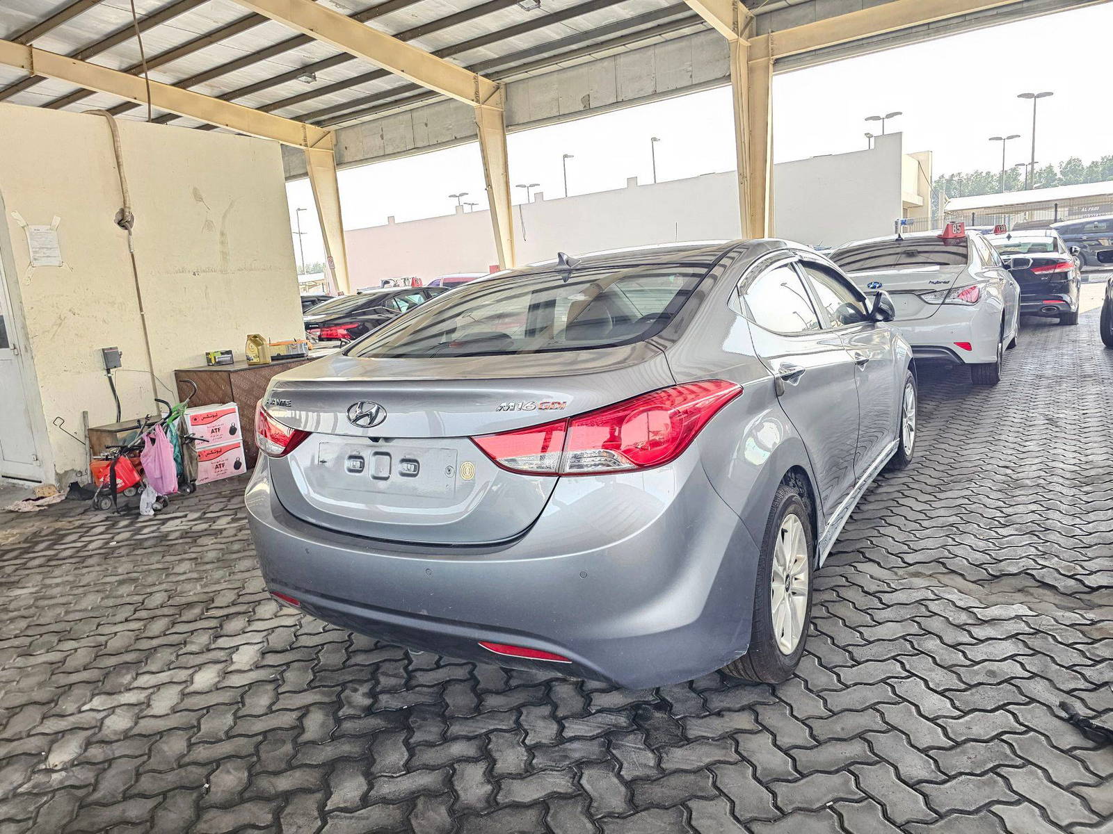 2011 HYUNDAI AVANTE — 186453 KM — Lot 078110 — Souq - Marhaba Auctions Used Cars - Image 4
