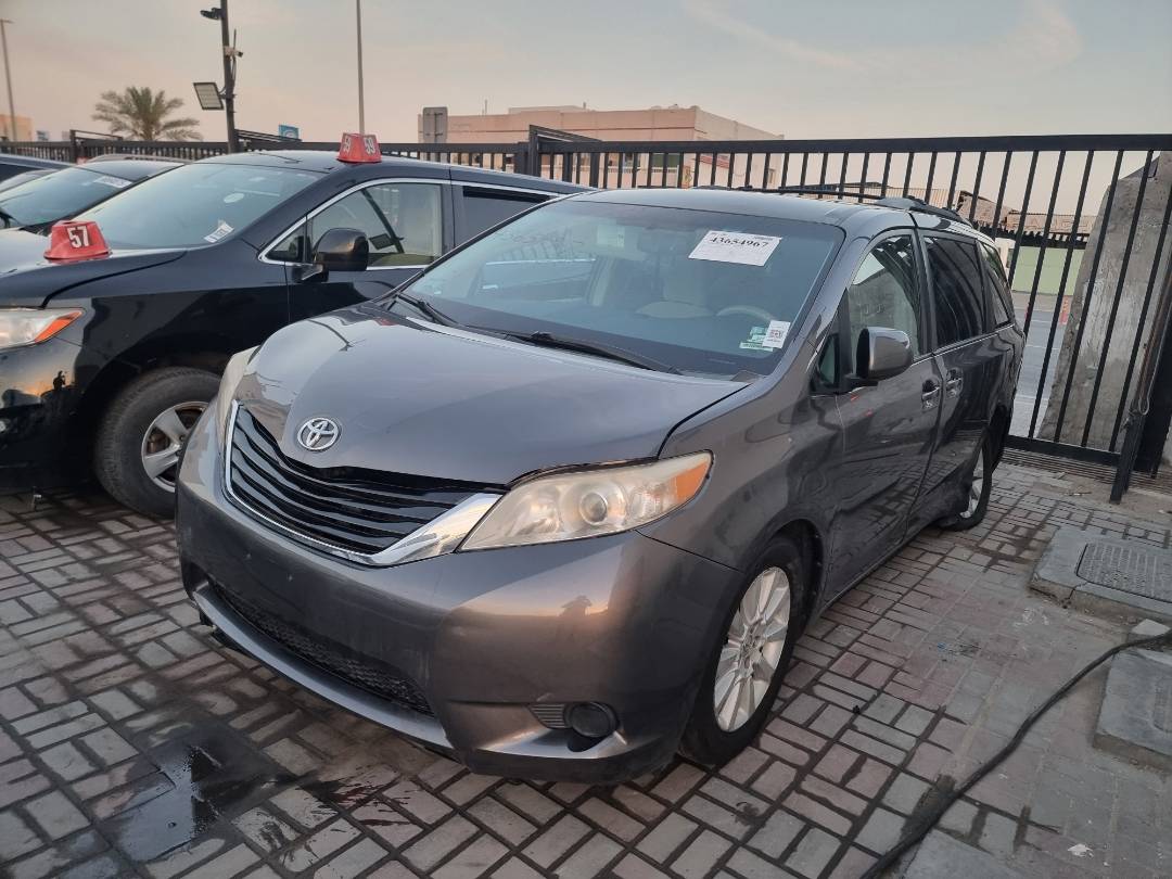 TOYOTA SIENNA 2014 - Marhaba Auction Used Cars - Image 4
