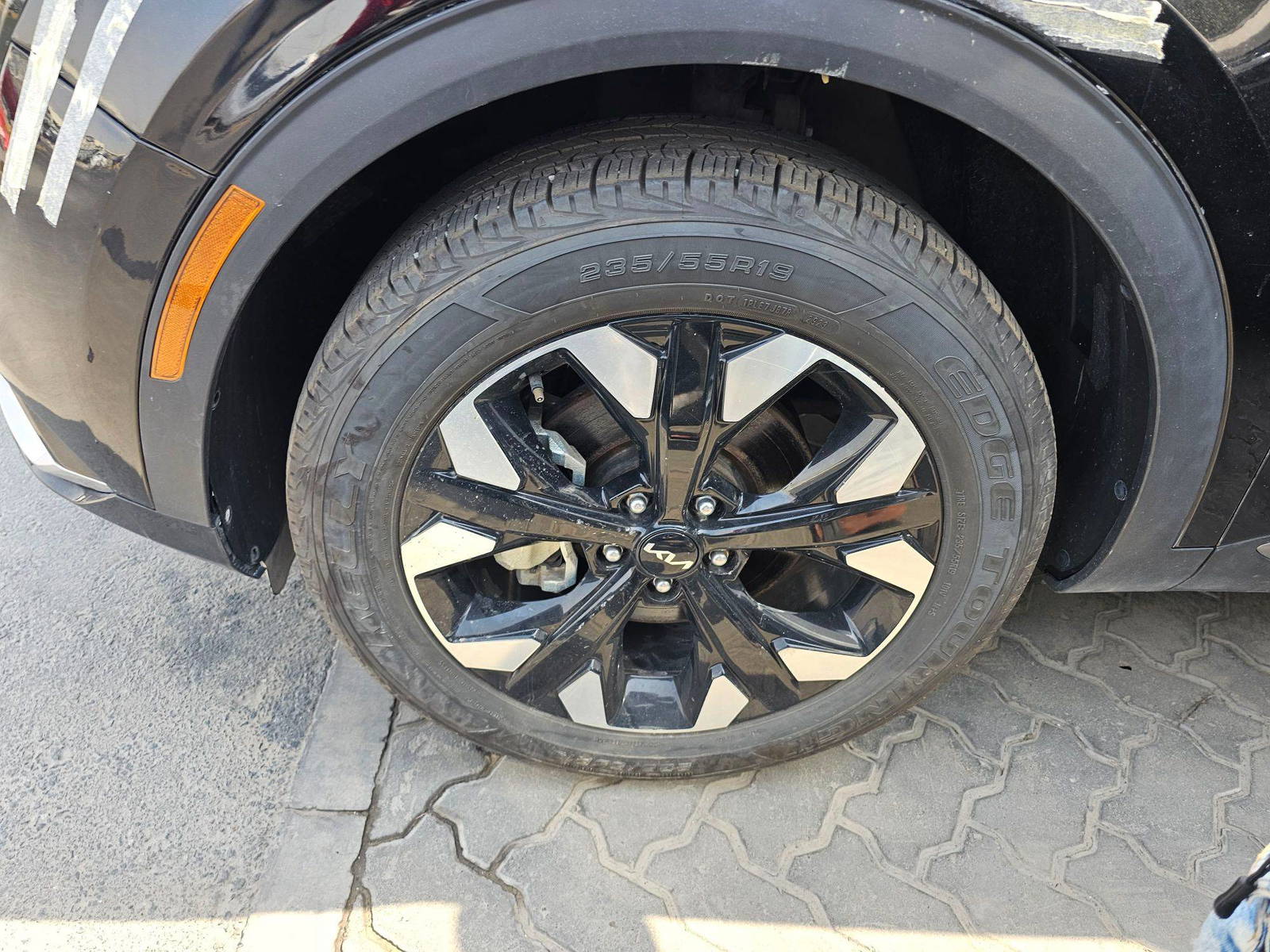 2023 KIA SPORTAGE — 28435 Miles — Lot F9PG010476 — Souq - Marhaba Auctions Used Cars - Image 11