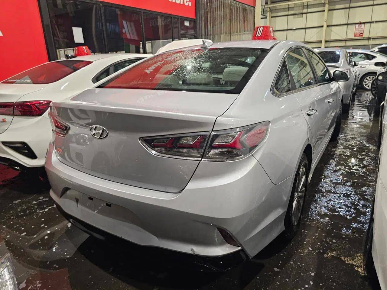 2018 HYUNDAI SONATA — 148671 Miles — Lot 35JA081369 — Souq - Marhaba Auctions Used Cars - Image 4
