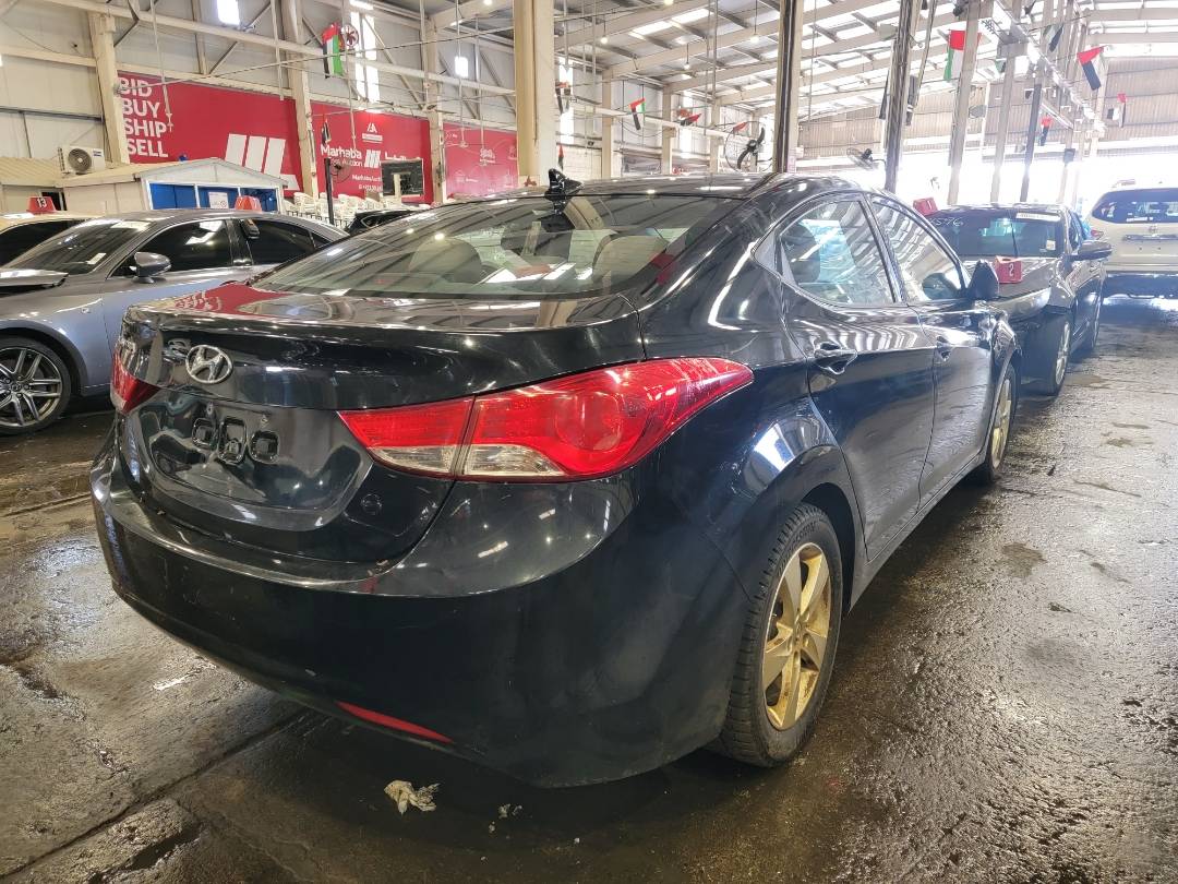 2013 HYUNDAI ELANTRA — 258292 KM — Lot 12036045 — Main - Marhaba Auctions Used Cars - Image 5