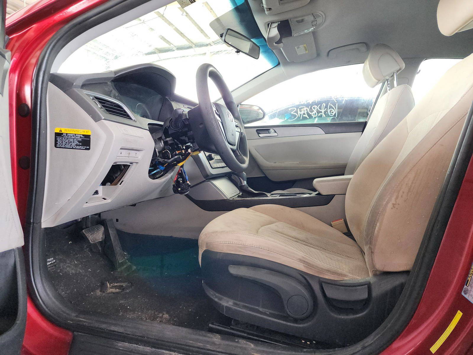 2015 HYUNDAI SONATA — 151170 Miles — Lot 53395514 — Main - Marhaba Auctions Used Cars - Image 8