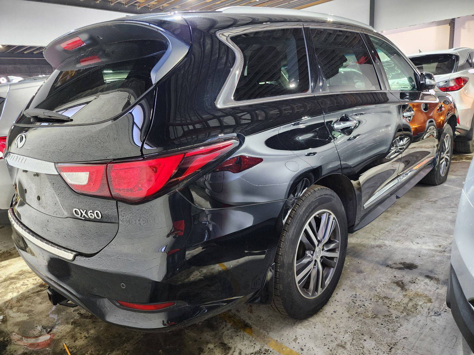 INFINITI QX60 2017 - Marhaba Auction Used Cars - Image 4