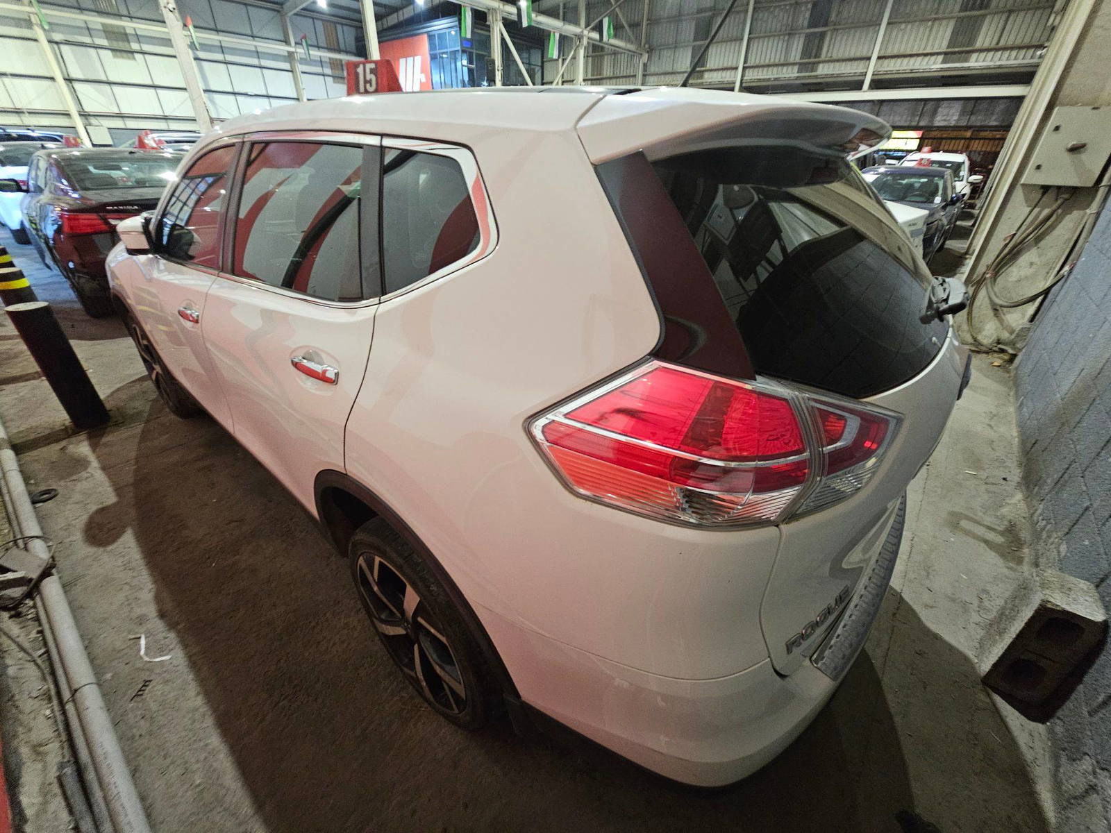 2015 NISSAN ROGUE — 171933 Miles — Lot T4FP582454 — Main - Marhaba Auctions Used Cars - Image 5