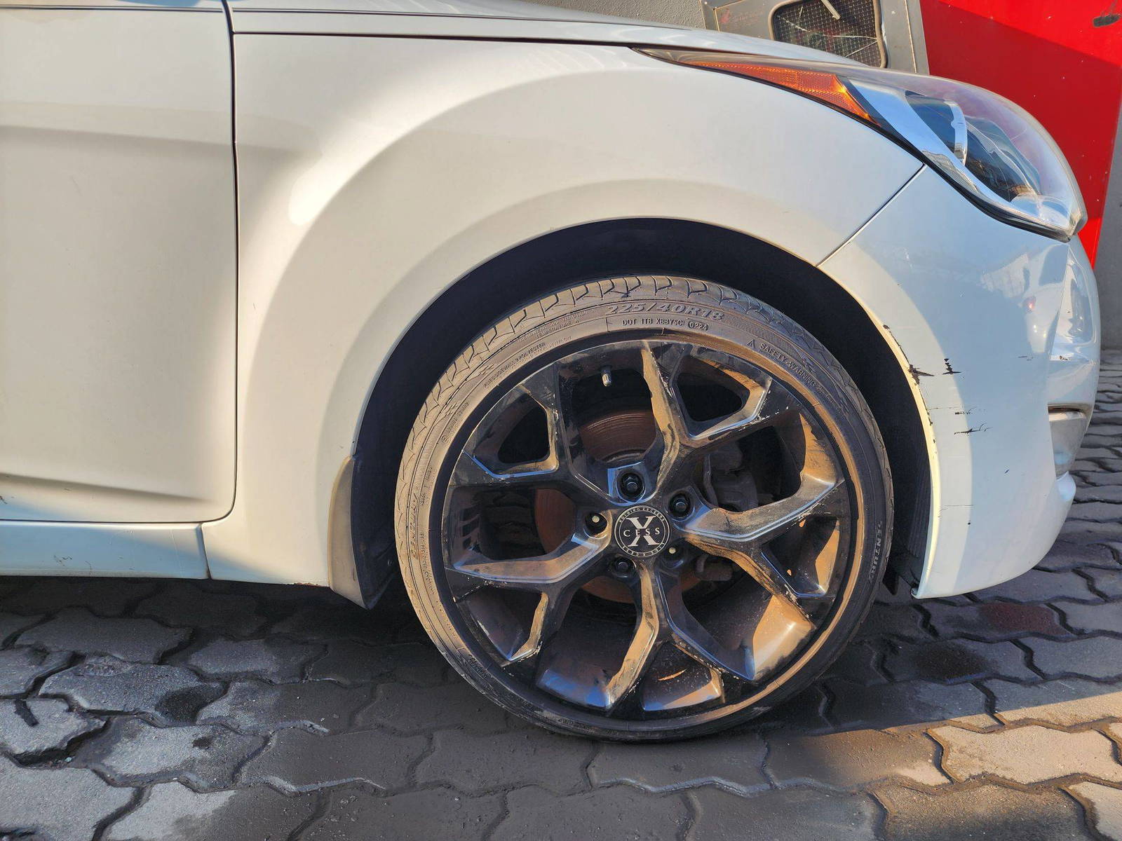 2013 HYUNDAI VELOSTER — 130555 Miles — Lot 64033315 — Al Quoz - Marhaba Auctions Used Cars - Image 8