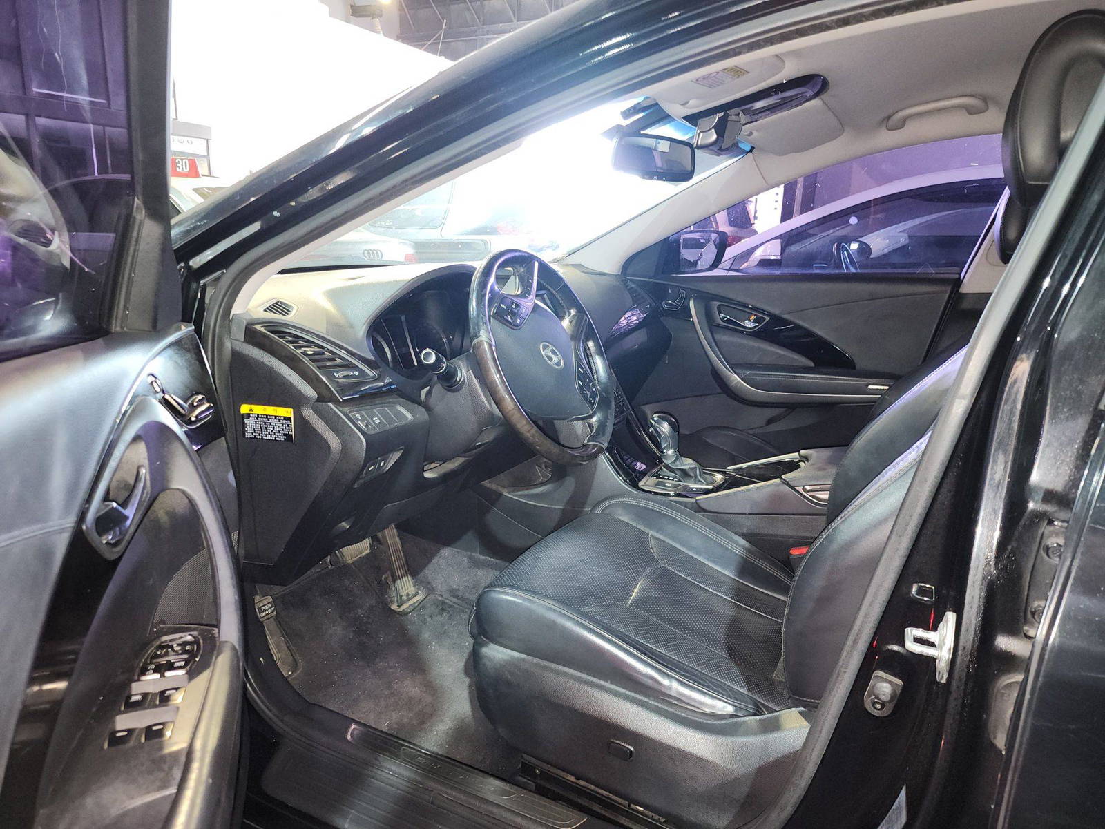 HYUNDAI GRANDEUR 2012 - Marhaba Auction Used Cars - Image 5