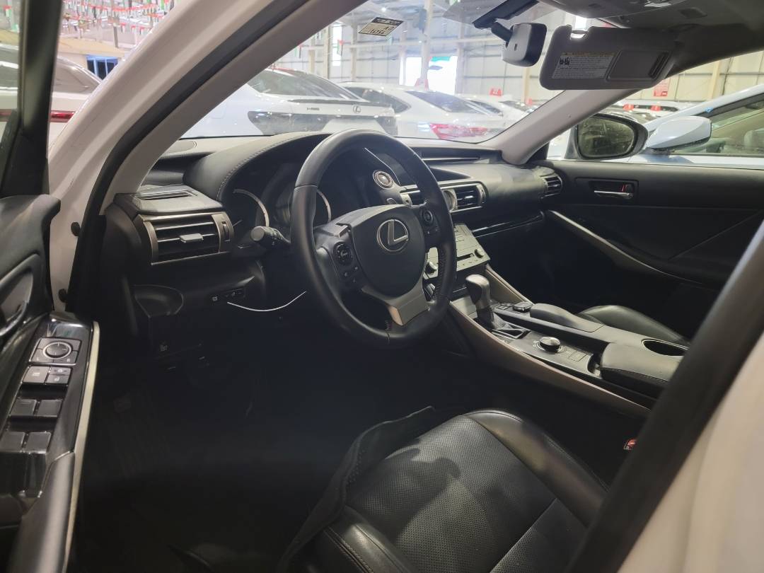 2015 LEXUS IS 250 — 126356 Miles — Lot F5055760 — Main - Marhaba Auctions Used Cars - Image 6