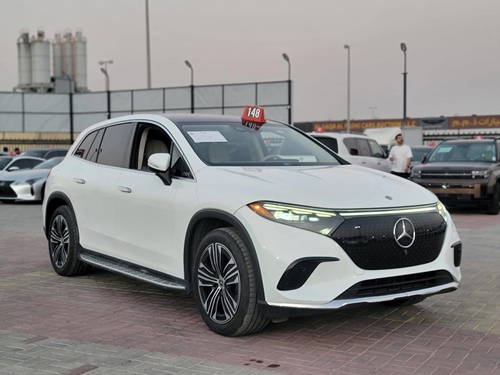 MERCEDES BENZ EQS 450+