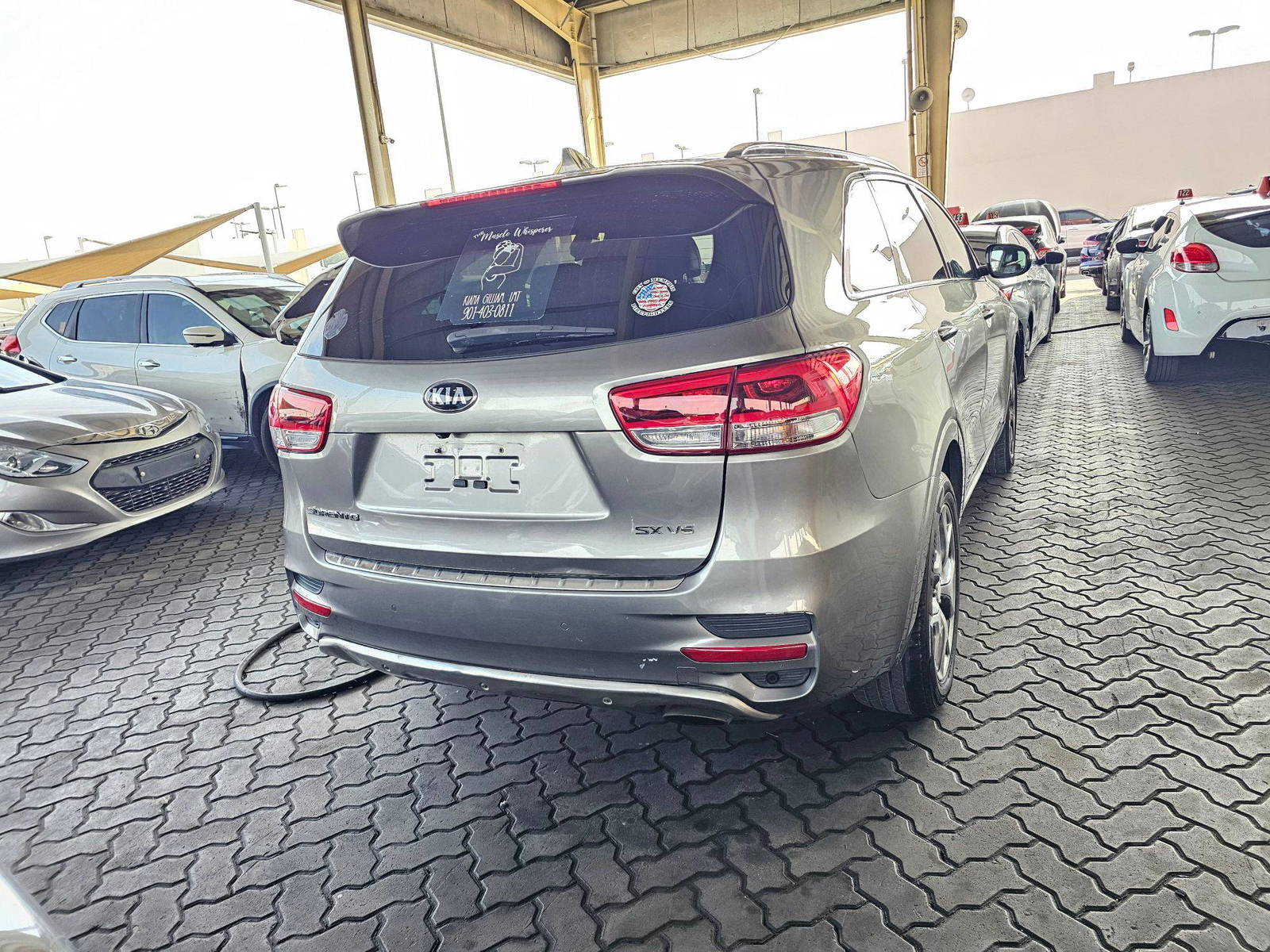 2017 KIA SORENTO — 133125 Miles — Lot 1HG284156 — Souq - Marhaba Auctions Used Cars - Image 3