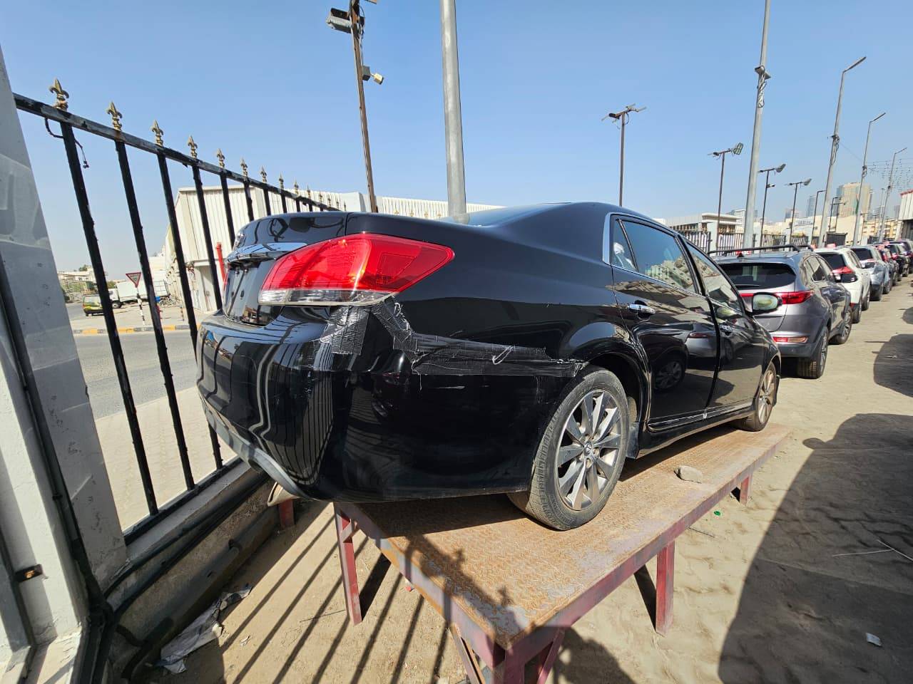2011 TOYOTA AVALON — 281596 Miles — Lot U418894 — Main - Marhaba Auctions Used Cars - Image 5