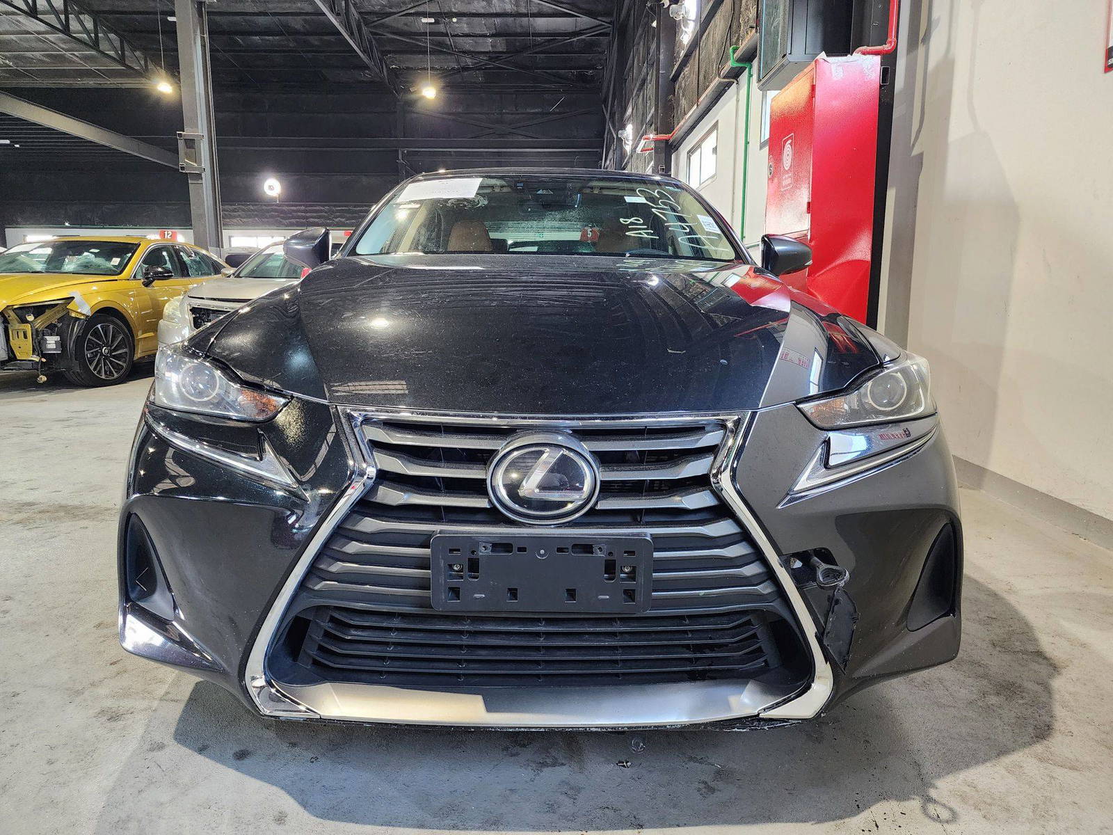 2017 LEXUS IS 300 — 65042 KM — Lot 24320 — Al Quoz - Marhaba Auctions Used Cars - Image 6