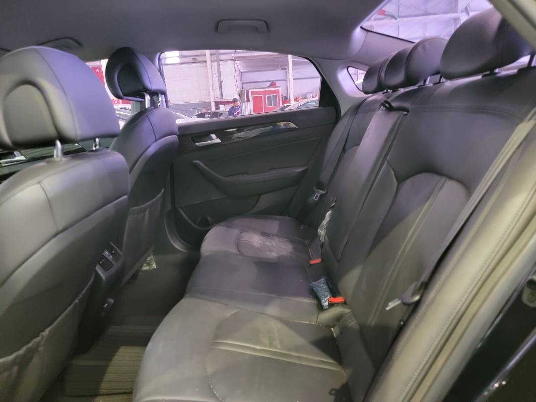 2015 HYUNDAI SONATA — 187089 KM — Lot 086065 — Main - Marhaba Auctions Used Cars - Image 7