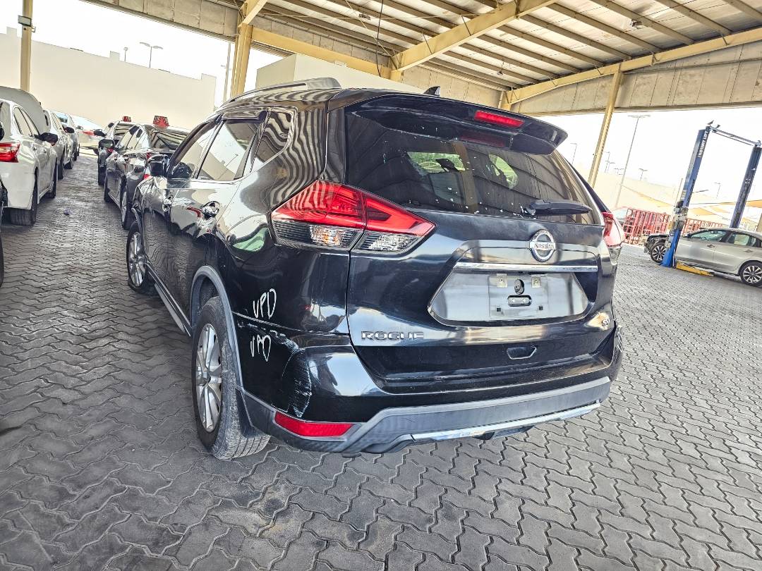 NISSAN ROGUE
