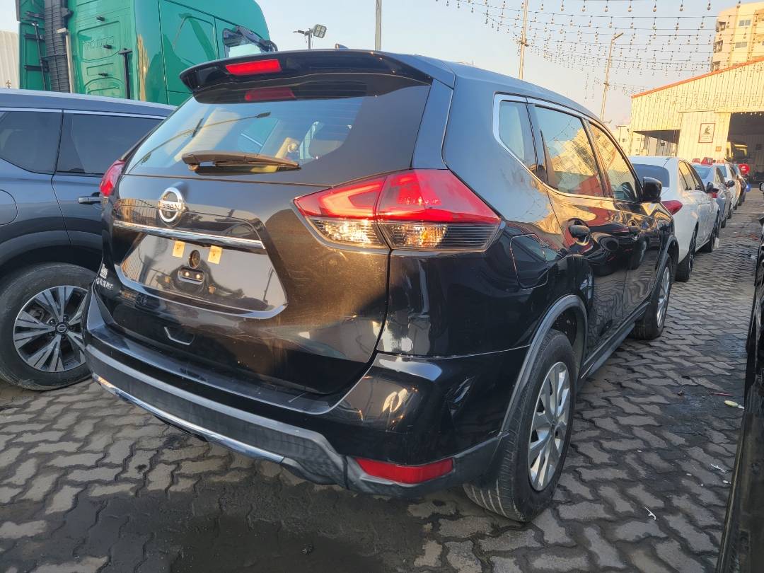 2018 NISSAN ROGUE — 109316 Miles — Lot 0JP620562 — Main - Marhaba Auctions Used Cars - Image 3