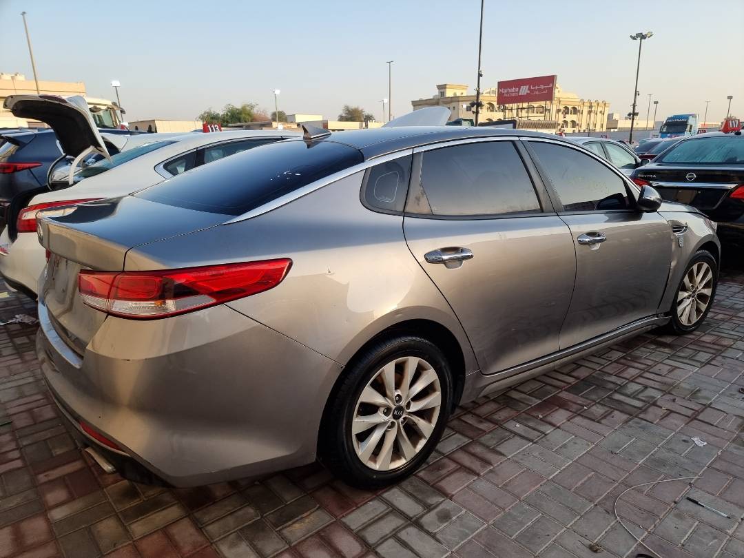 2017 KIA OPTIMA — 173014 Miles — Lot 214587 — Ind. 12 - Marhaba Auctions Used Cars - Image 4