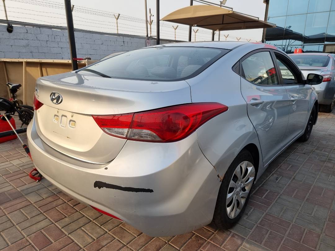 2011 HYUNDAI ELANTRA — 206347 KM — Lot 036331 — Main - Marhaba Auctions Used Cars - Image 4
