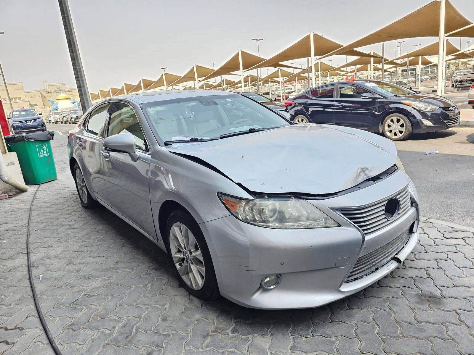 2013 LEXUS ES 300H — 182669 Miles — Lot 1GGXD2007806 — Souq - Marhaba Auctions Used Cars - Image 4