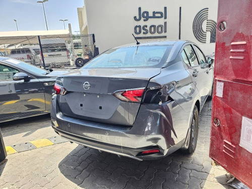 NISSAN VERSA