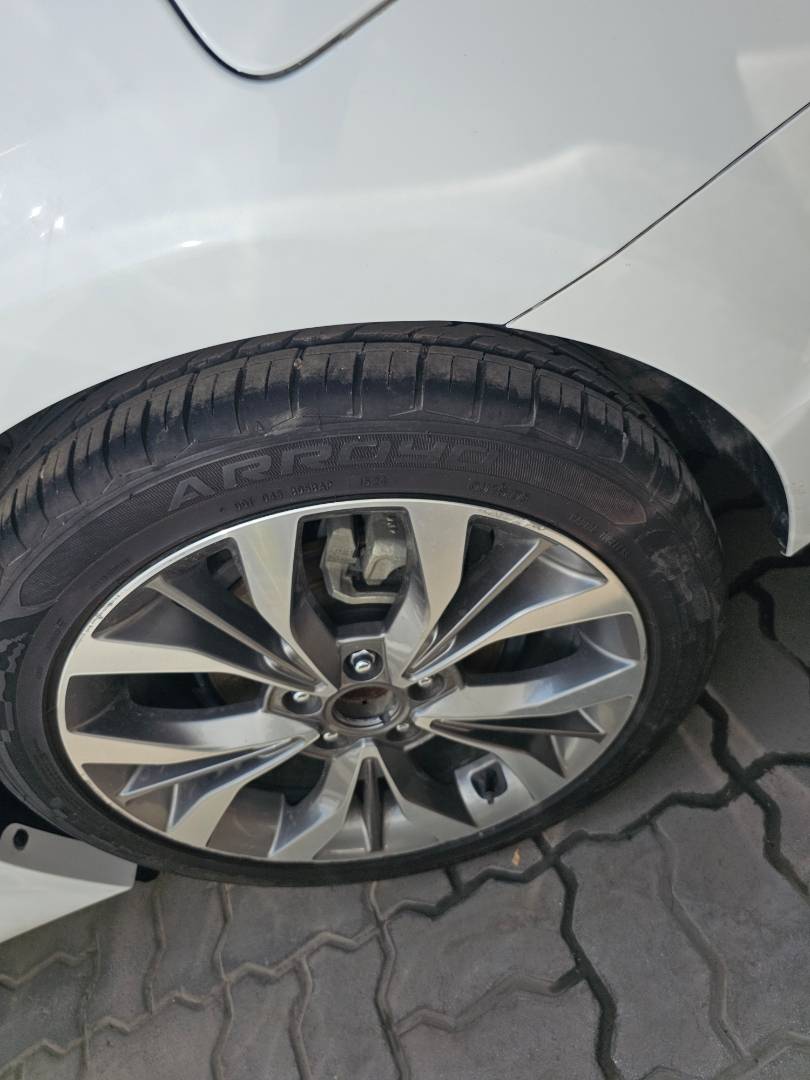 2015 HYUNDAI SONATA — 99961 Miles — Lot H113307 — Main - Marhaba Auctions Used Cars - Image 6