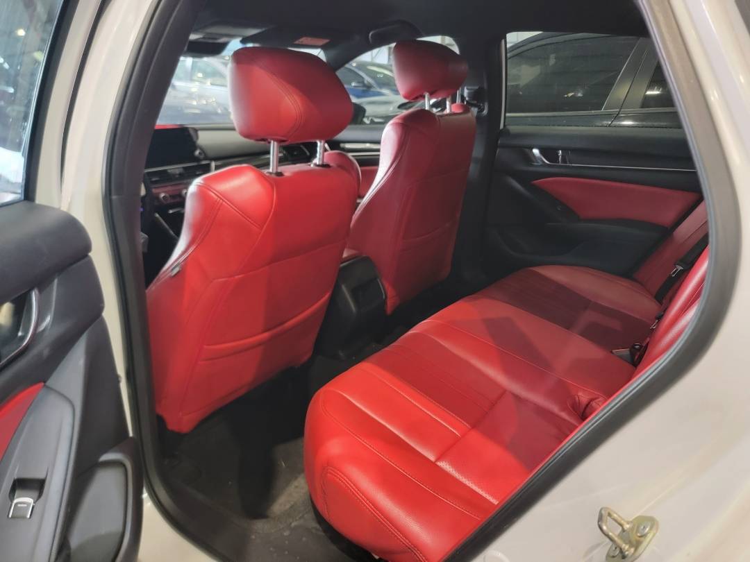 2018 HONDA ACCORD — 83223 Miles — Lot 35JA211763 — Main - Marhaba Auctions Used Cars - Image 6