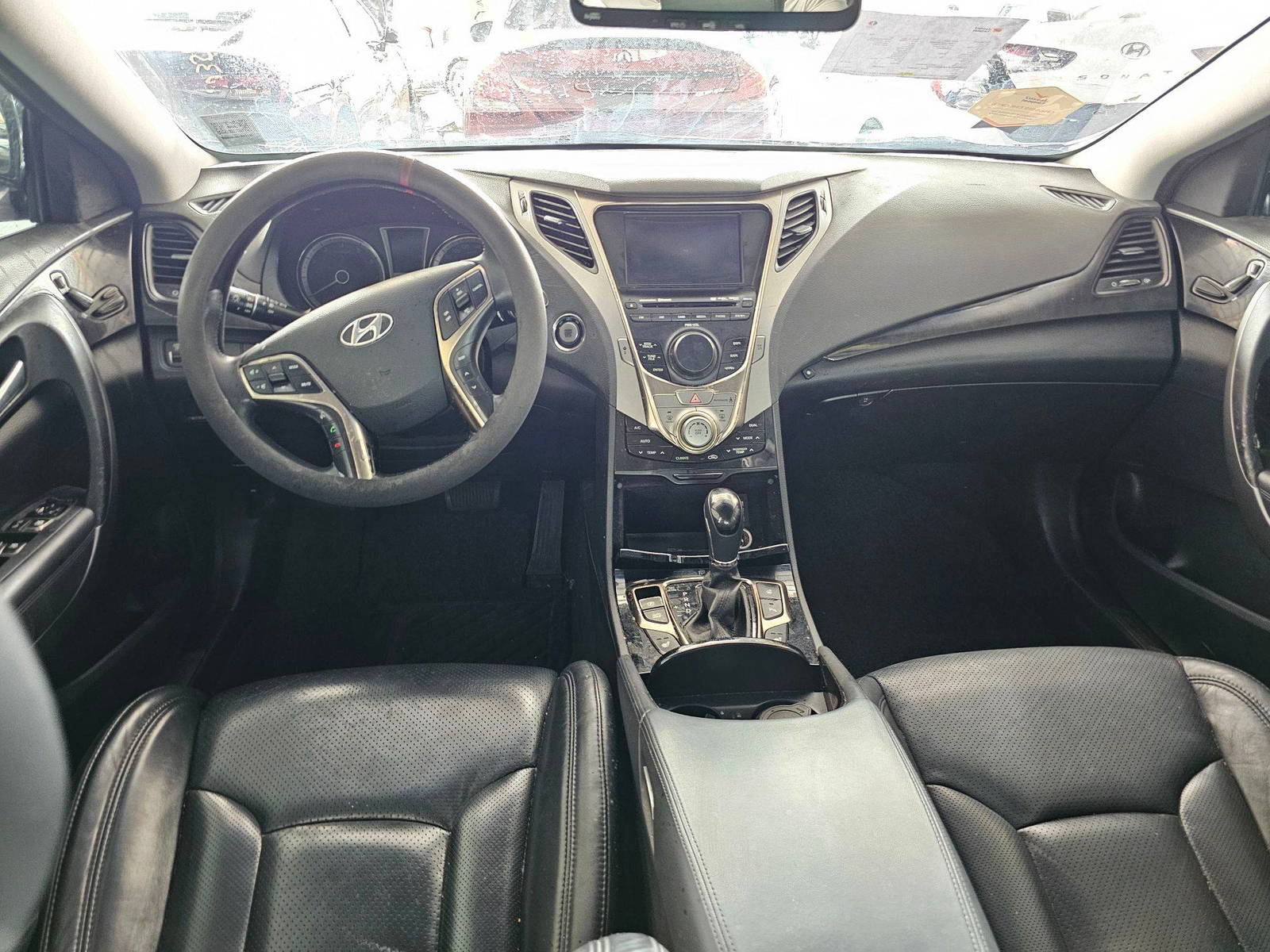 HYUNDAI GRANDEUR 2011 - Marhaba Auction Used Cars - Image 7