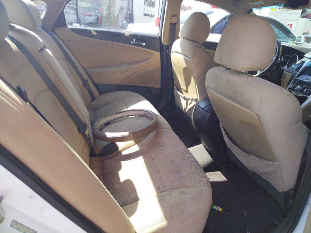 2011 HYUNDAI SONATA — 225703 Miles — Lot 72743013 - Marhaba Auctions Used Cars - Image 4