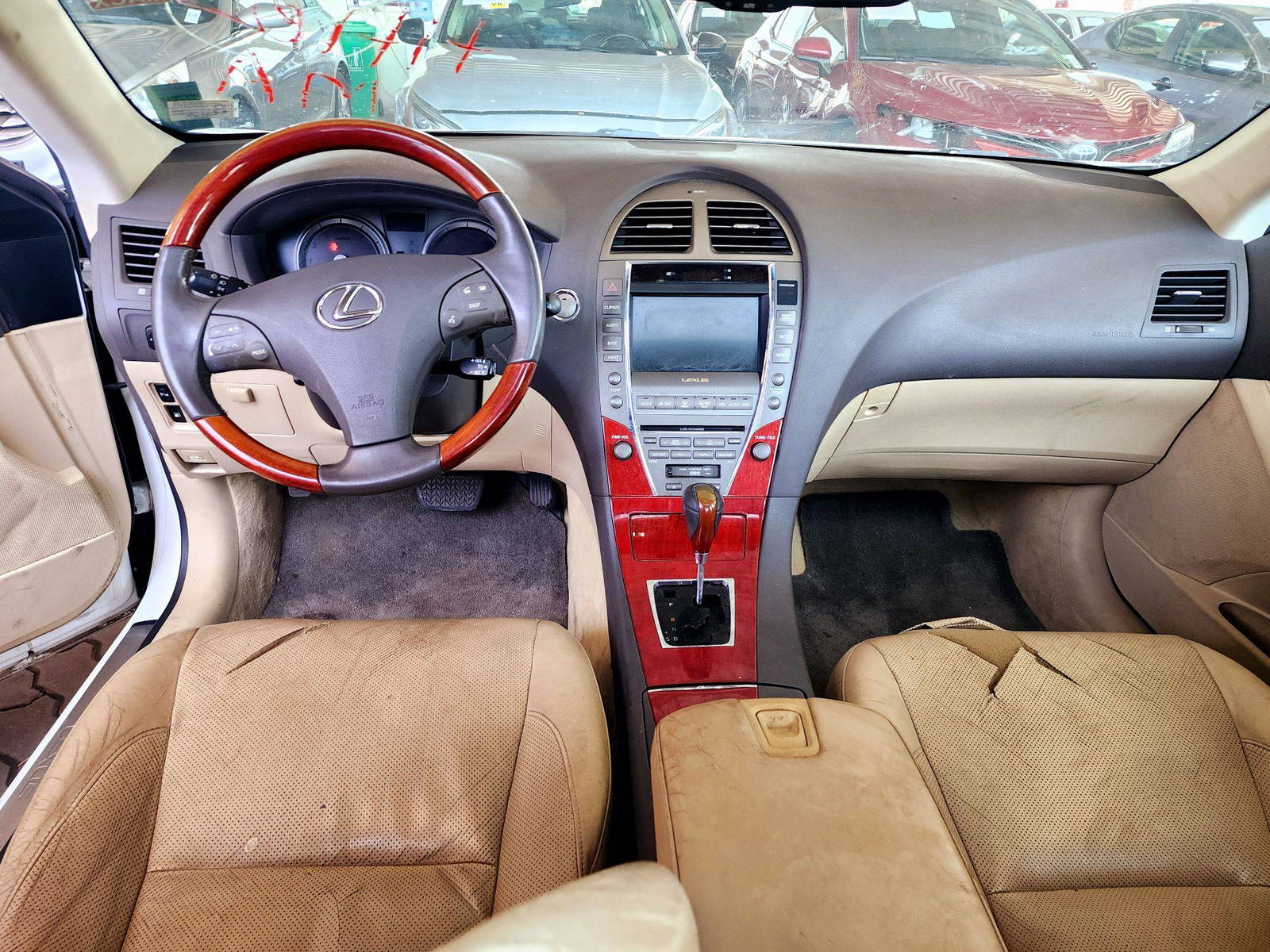 2009 LEXUS ES 350 — 213629 Miles — Lot 293163 — Souq - Marhaba Auctions Used Cars - Image 7
