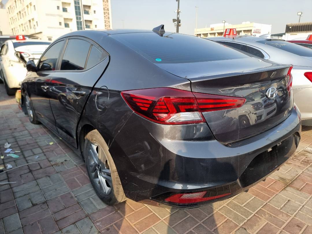 2020 HYUNDAI ELANTRA — 100210 Miles — Lot 79476673 — Souq - Marhaba Auctions Used Cars - Image 3