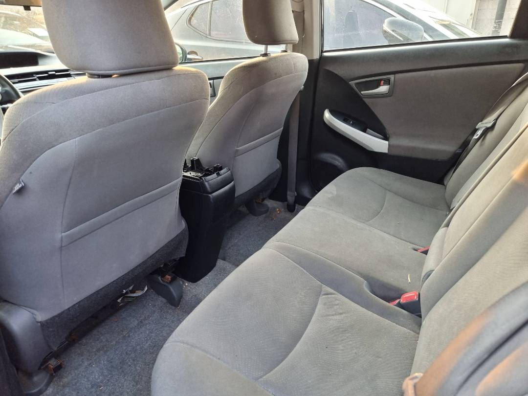 2015 TOYOTA PRIUS — 236940 Miles — Lot 215487 — Ind. 12 - Marhaba Auctions Used Cars - Image 6