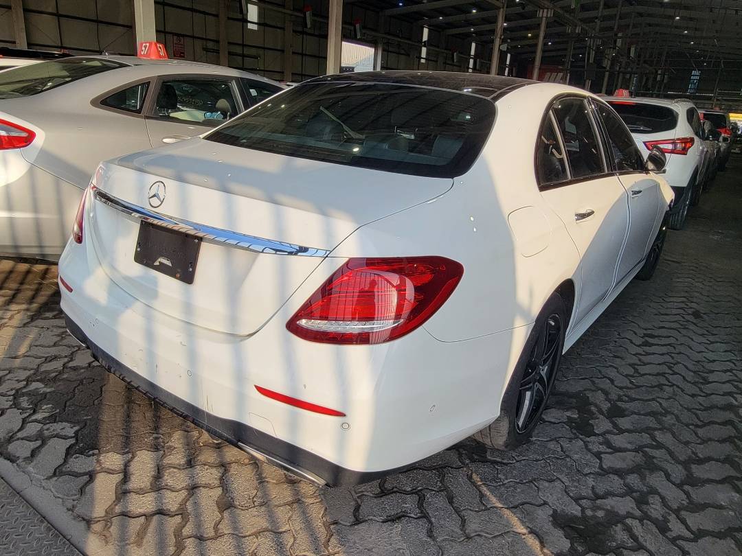MERCEDES BENZ E-300 2018 - Marhaba Auction Used Cars - Image 4