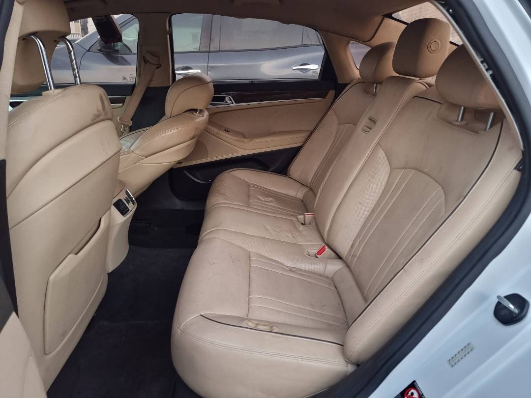 2015 HYUNDAI GENESIS — 172397 Miles — Lot FU082861 — Ind. 12 - Marhaba Auctions Used Cars - Image 6