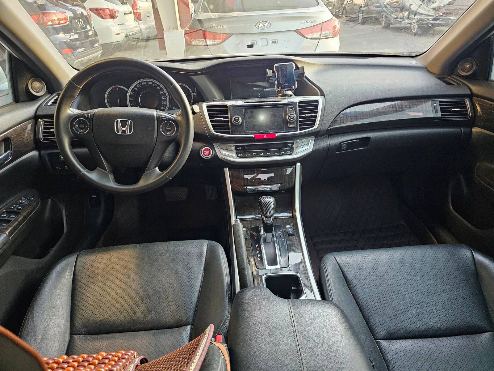 2015 HONDA ACCORD — 144963 KM — Lot 0FA510027 — Souq - Marhaba Auctions Used Cars - Image 7