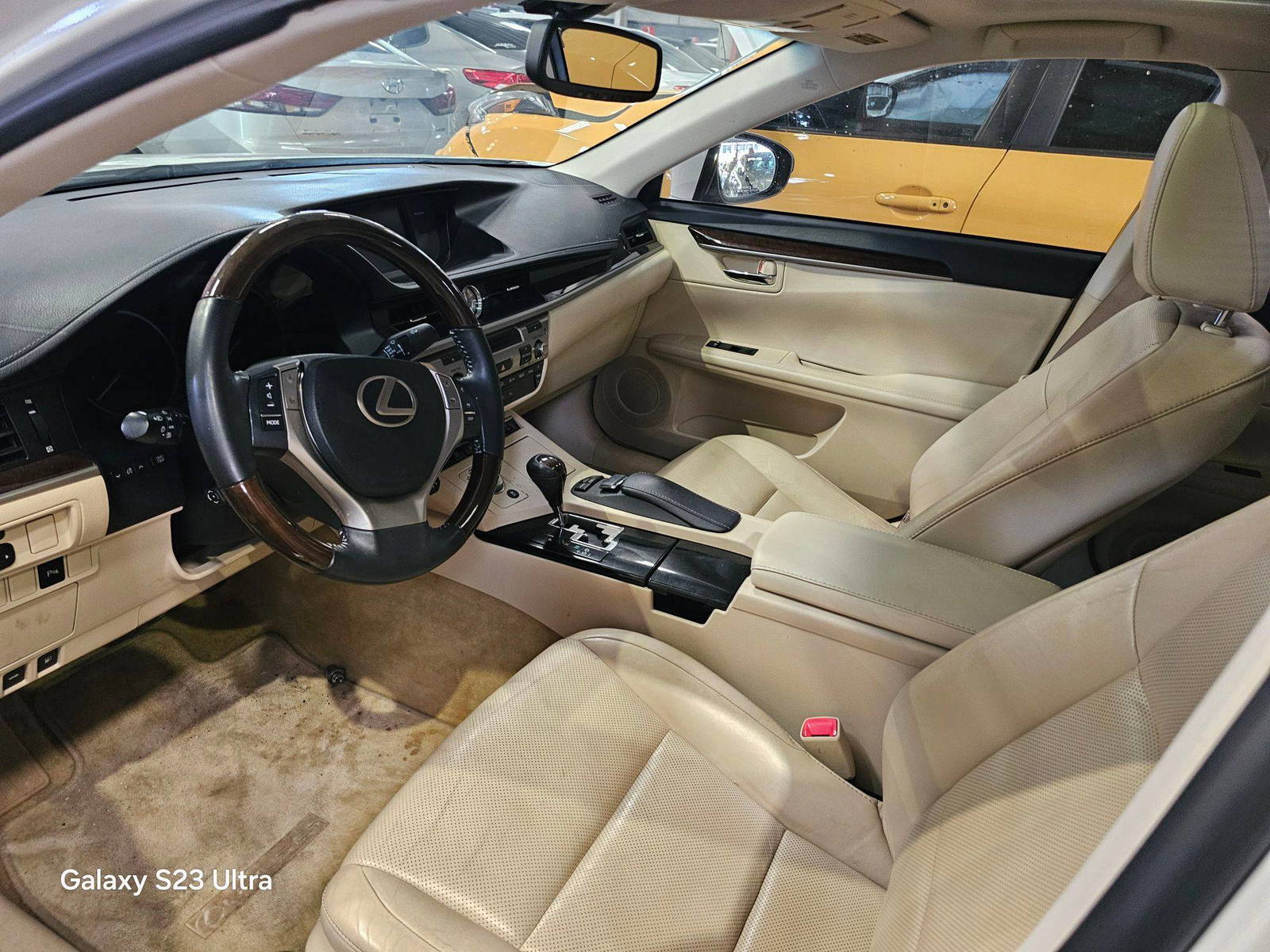 2013 LEXUS ES 350 — 187007 Miles — Lot 96969885 — Main - Marhaba Auctions Used Cars - Image 8