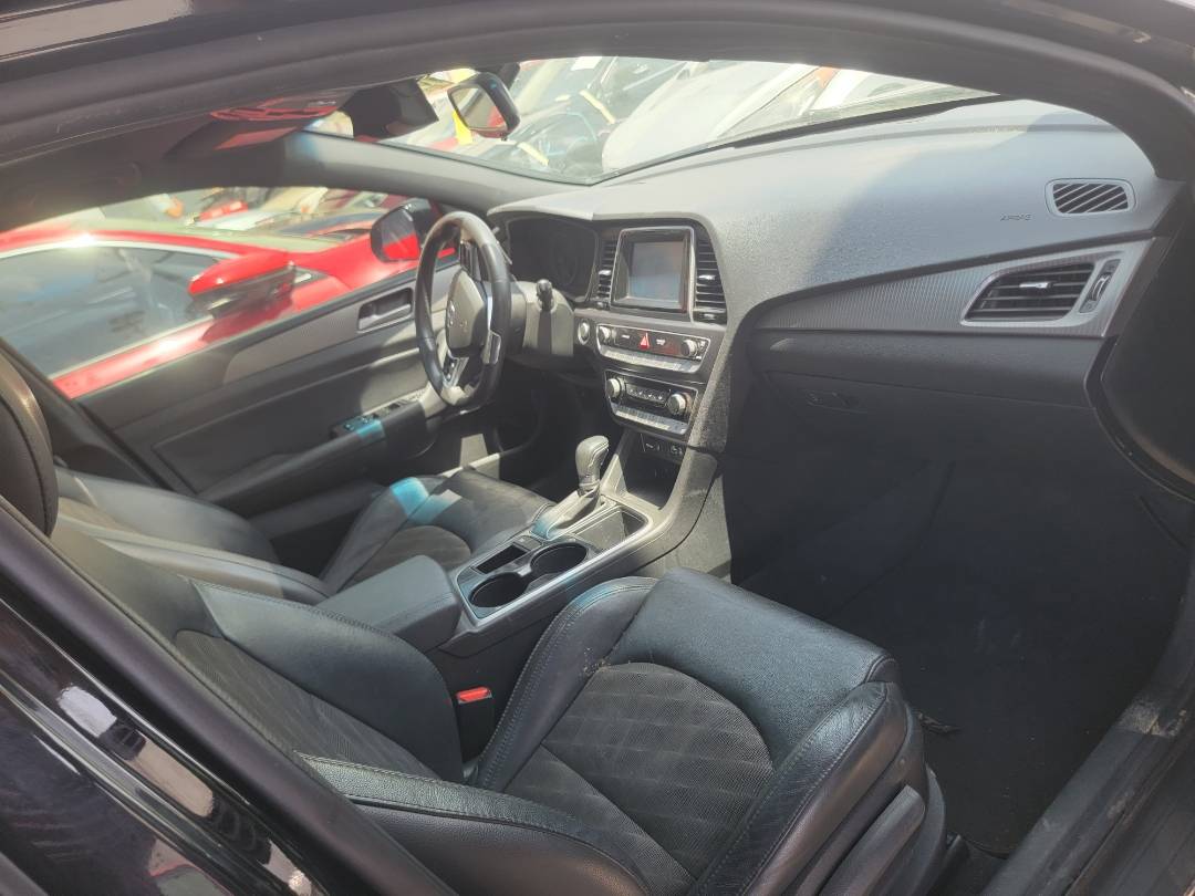 2018 HYUNDAI SONATA — 97379 Miles — Lot 75855523 - Marhaba Auctions Used Cars - Image 5
