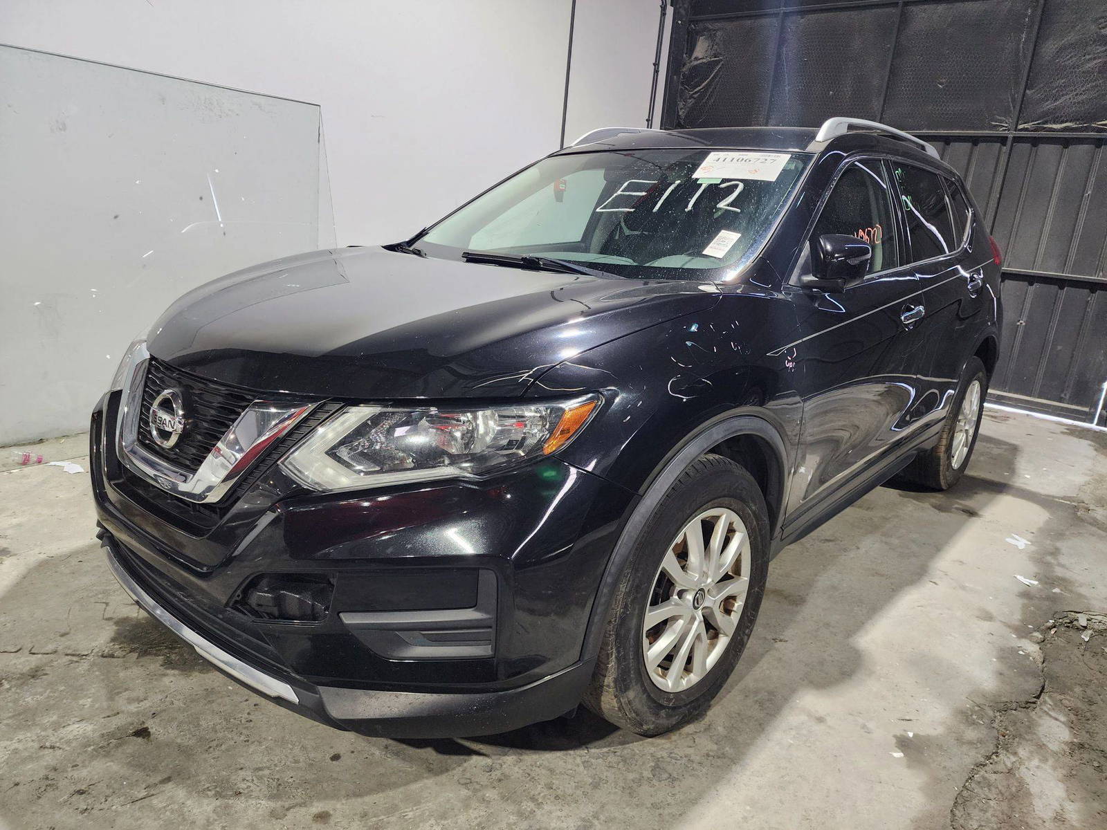 2017 NISSAN ROGUE — 137048 Miles — Lot 136343 — Al Quoz - Marhaba Auctions Used Cars - Image 3