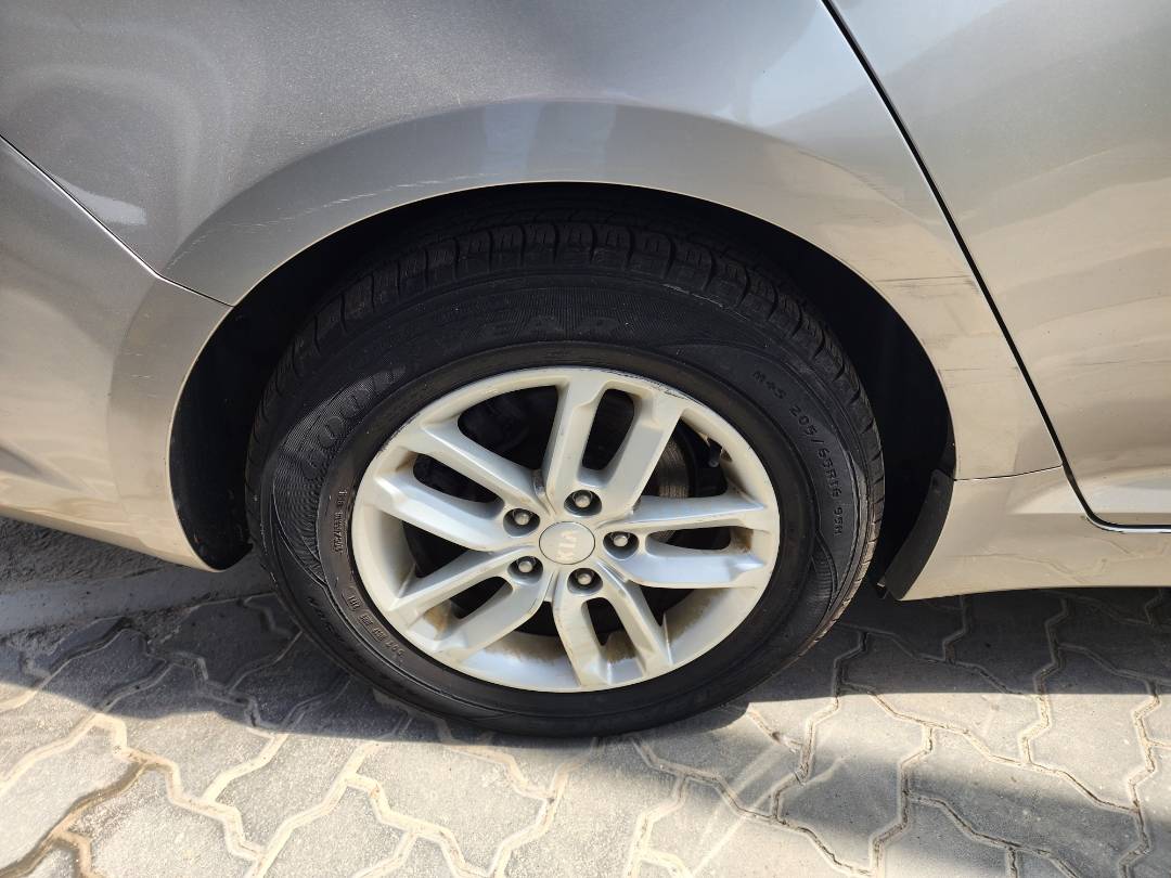 2013 KIA OPTIMA — 131644 Miles — Lot 80888543 - Marhaba Auctions Used Cars - Image 9