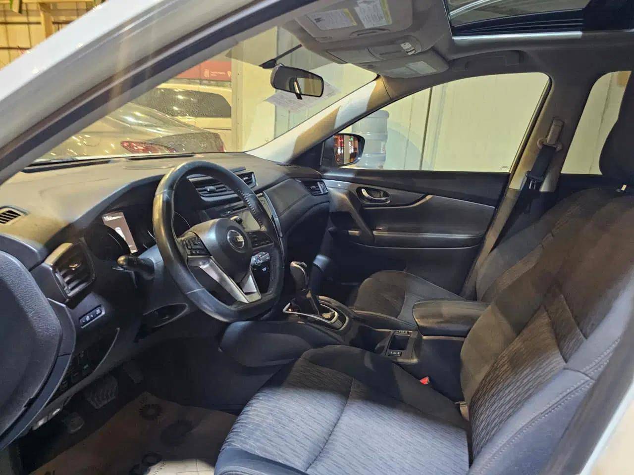 2017 NISSAN ROGUE — 128612 Miles — Lot HC757840 — Souq - Marhaba Auctions Used Cars - Image 10