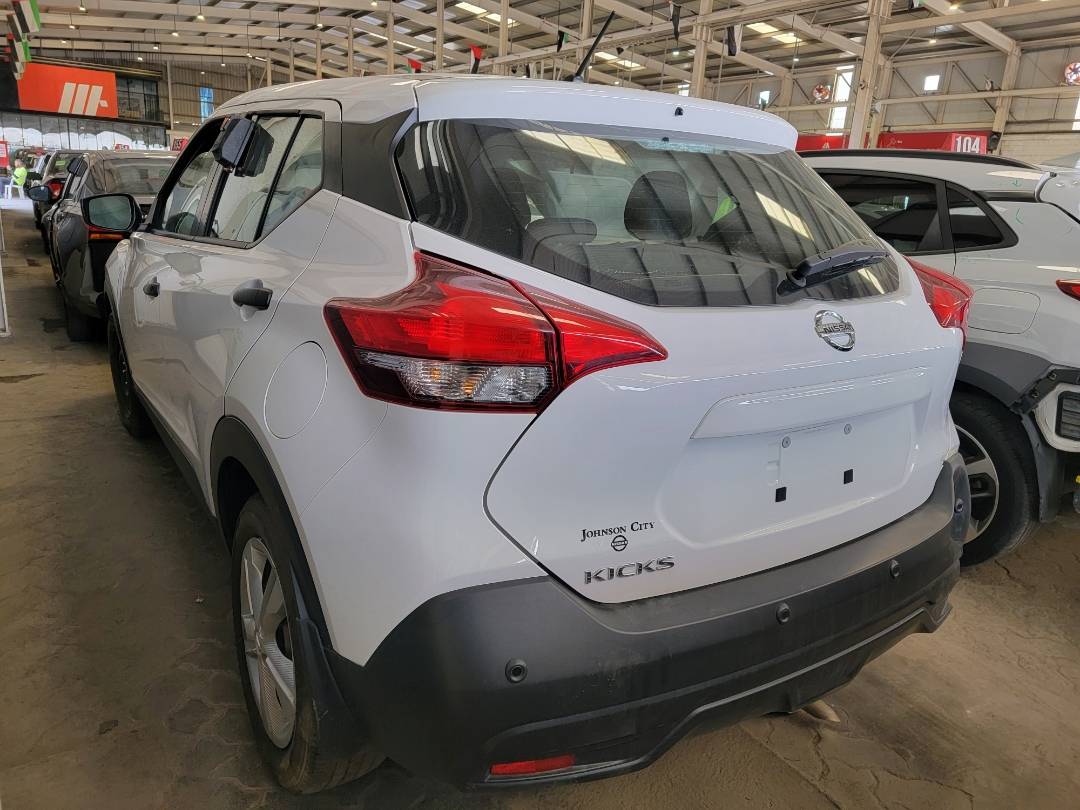 2020 NISSAN KICKS — 31523 Miles — Lot LL547943 — Main - Marhaba Auctions Used Cars - Image 3