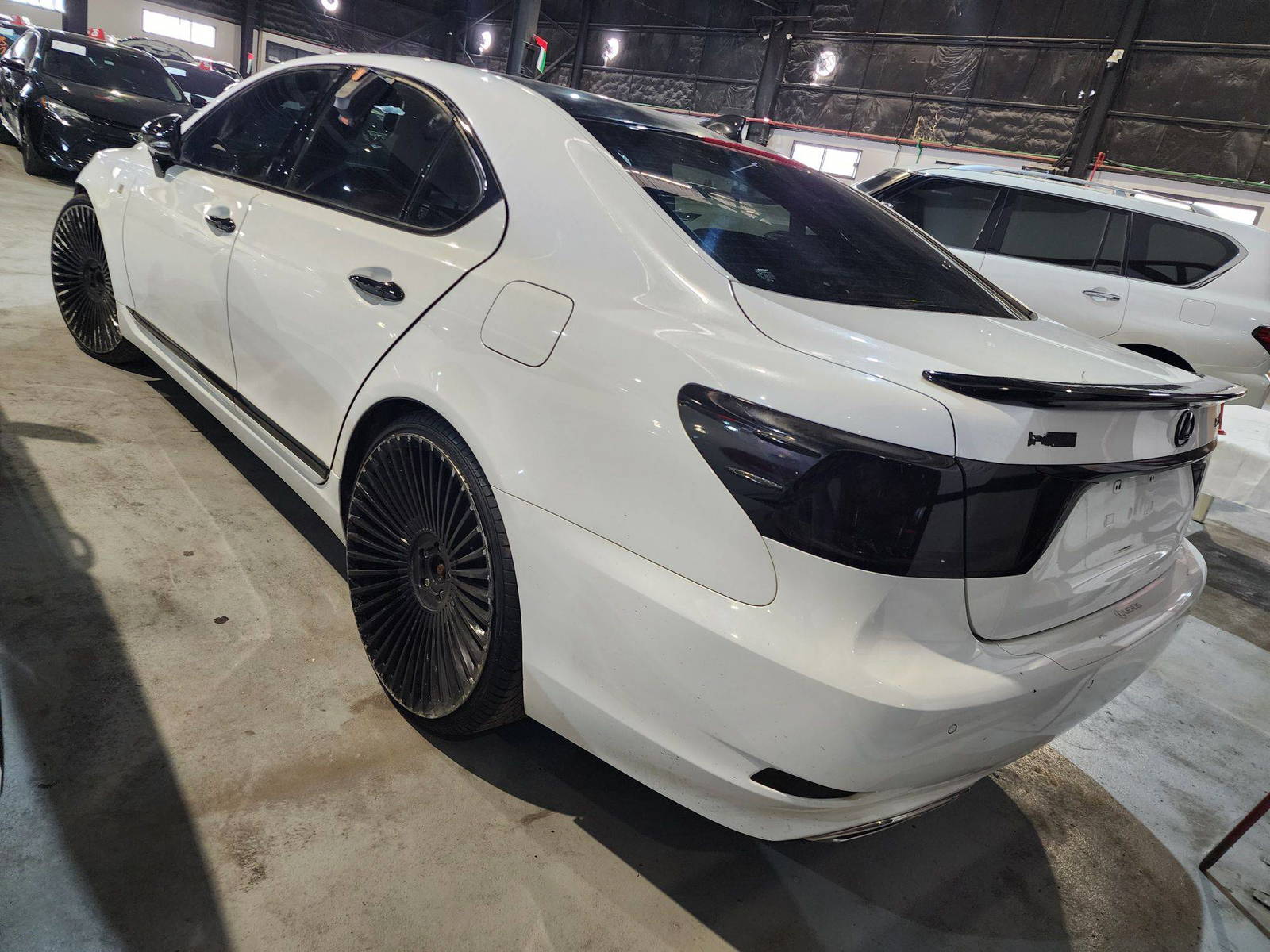 2015 LEXUS LS 460 — 102605 Miles — Lot 40347423 — Souq - Marhaba Auctions Used Cars - Image 4