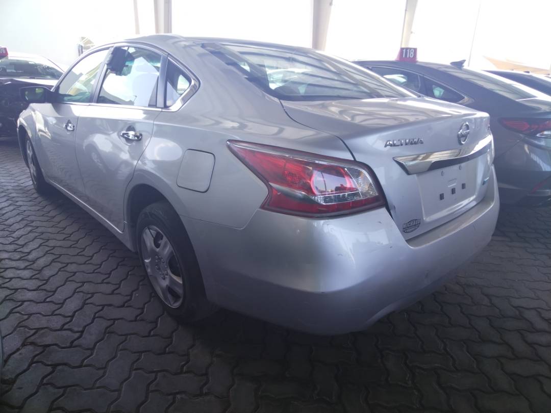 2013 NISSAN ALTIMA — 310478 Miles — Lot 65197623 - Marhaba Auctions Used Cars - Image 6