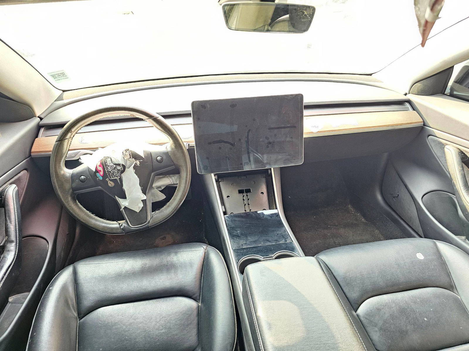 TESLA MODEL 3 2019 - Marhaba Auction Used Cars - Image 9