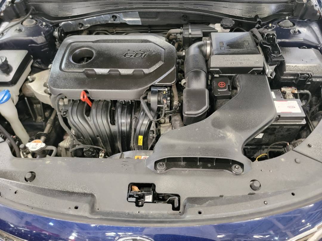 2017 KIA OPTIMA — 62547 Miles — Lot HG142480 — Main - Marhaba Auctions Used Cars - Image 10
