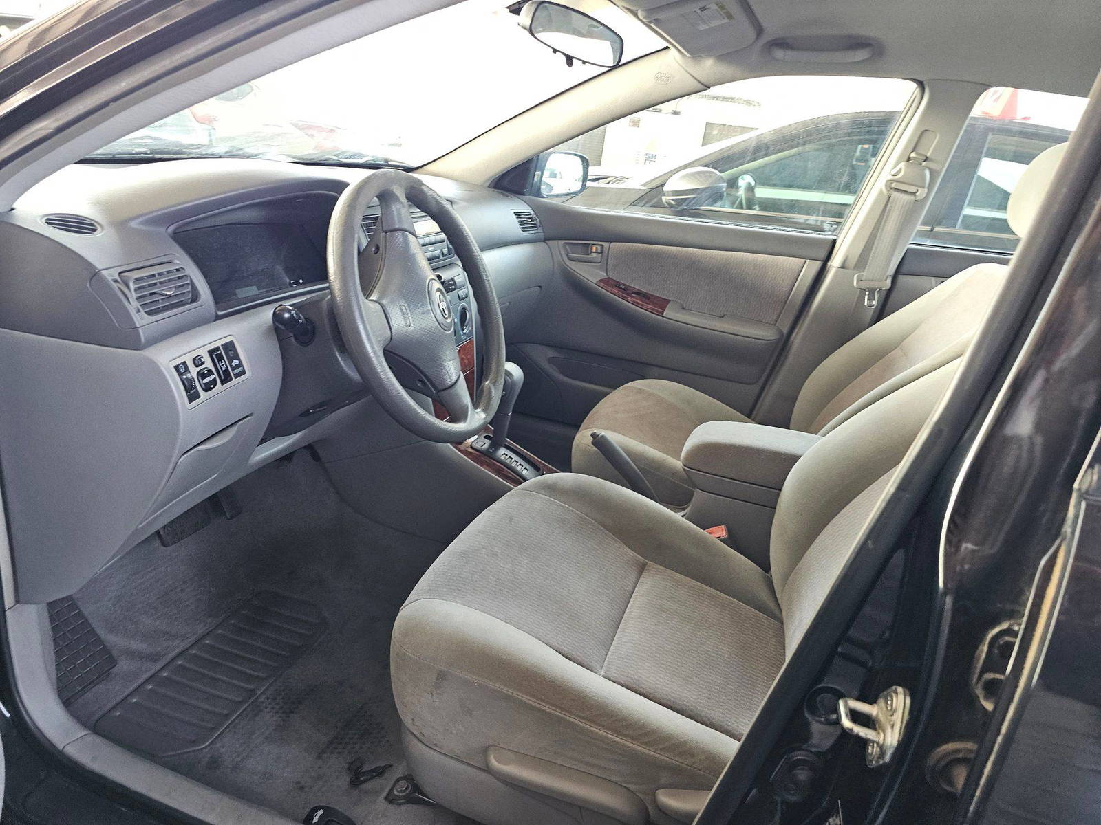 2007 TOYOTA COROLLA — 107089 Miles — Lot 7C852761 — Souq - Marhaba Auctions Used Cars - Image 8