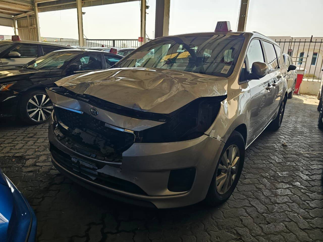 2016 KIA SEDONA — 165983 Miles — Lot 97268805 — Main - Marhaba Auctions Used Cars - Image 3