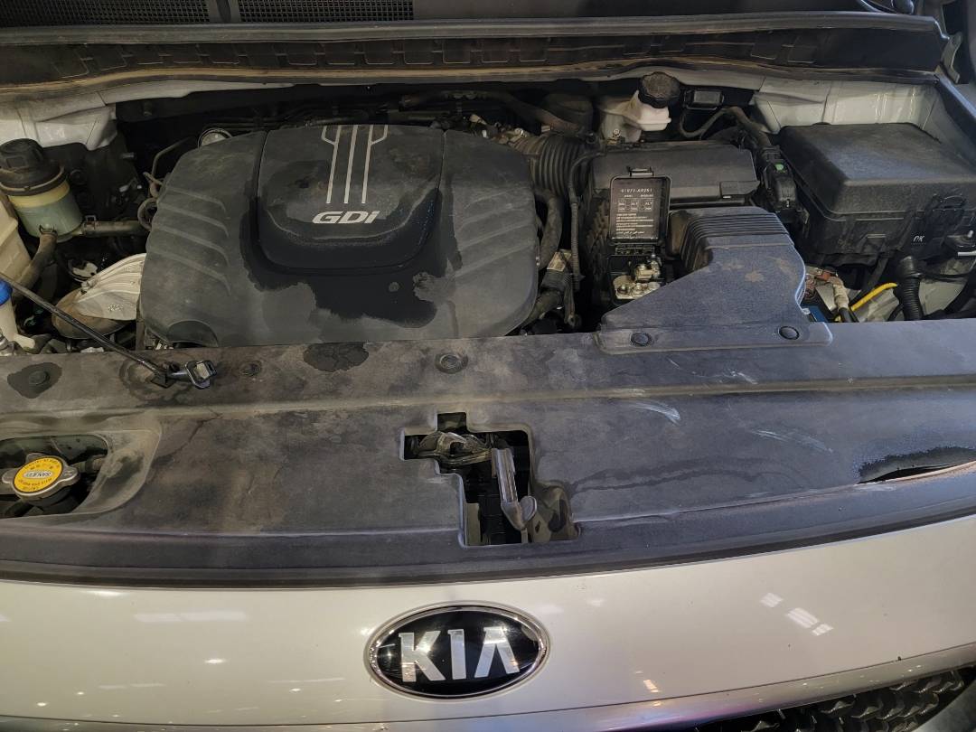 2017 KIA SEDONA — 179562 Miles — Lot 279606 — Main - Marhaba Auctions Used Cars - Image 11